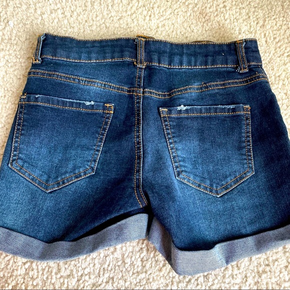 Women’s Jean shorts - Picture 2 of 4